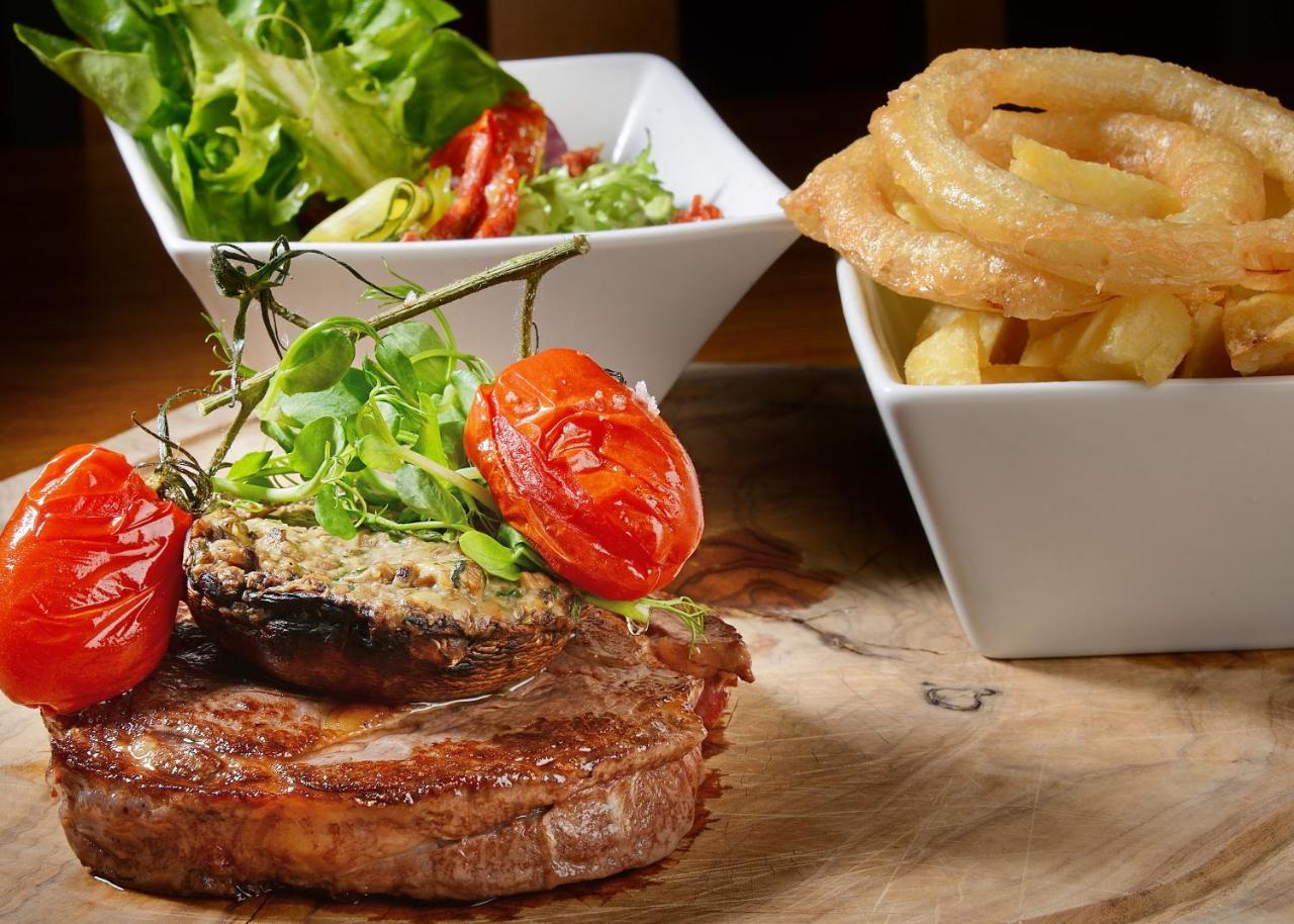 The Birley Arms Hotel Warton Wrea Green Eksteriør billede